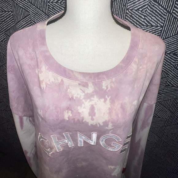 3/$10 NWOT 𝗖𝗛𝗡𝗚𝗘 long sleeve crop top - Picture 4 of 16